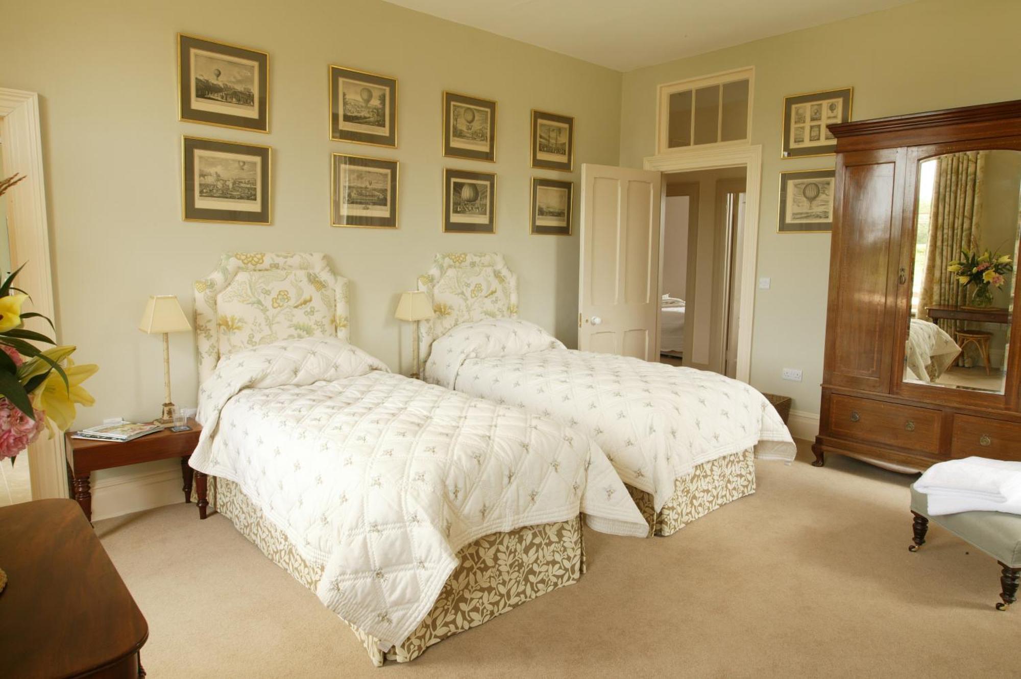 Overtown Manor Bed And Breakfast Swindon Zewnętrze zdjęcie
