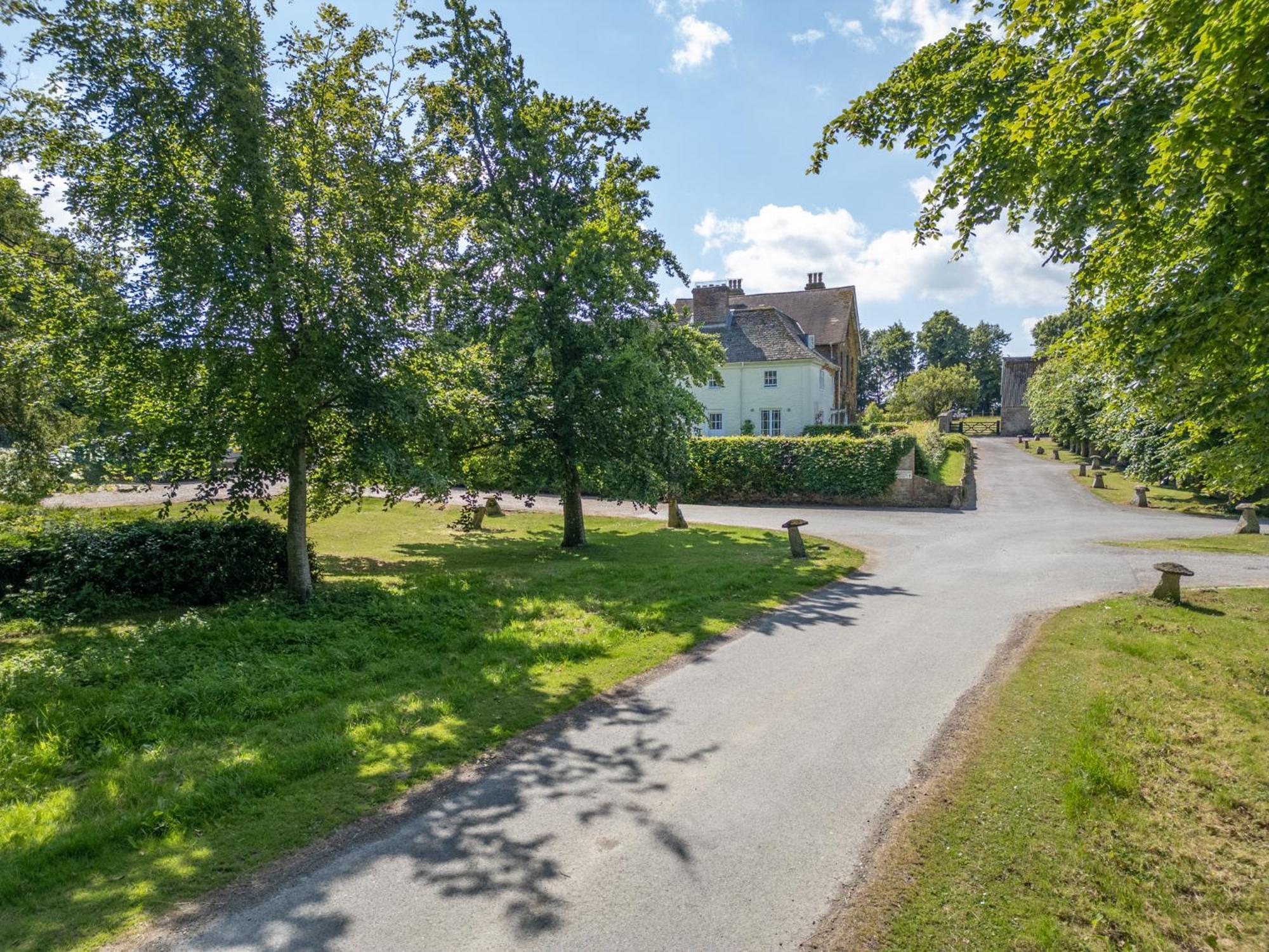 Overtown Manor Bed And Breakfast Swindon Zewnętrze zdjęcie